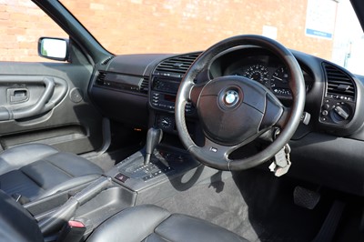 Lot 30 - 1999 BMW 318i Convertible