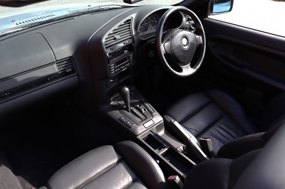 Lot 30 - 1999 BMW 318i Convertible