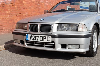 Lot 30 - 1999 BMW 318i Convertible