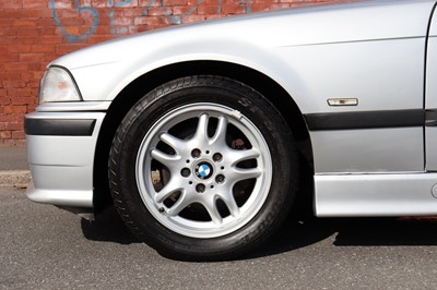 Lot 30 - 1999 BMW 318i Convertible