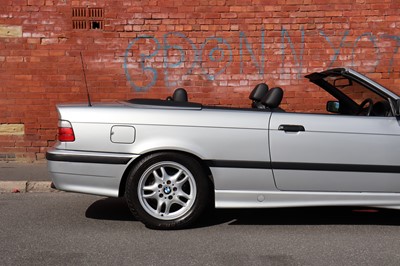Lot 30 - 1999 BMW 318i Convertible