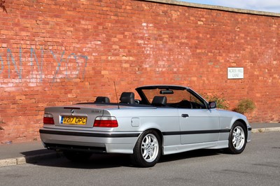 Lot 30 - 1999 BMW 318i Convertible