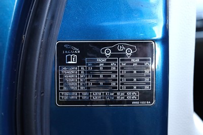 Lot 47 - 2013 Jaguar XK 5.0 Coupé