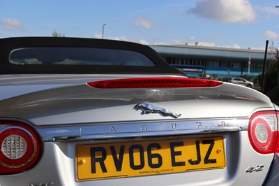 Lot 20 - 2006 Jaguar XK 4.2 Convertible