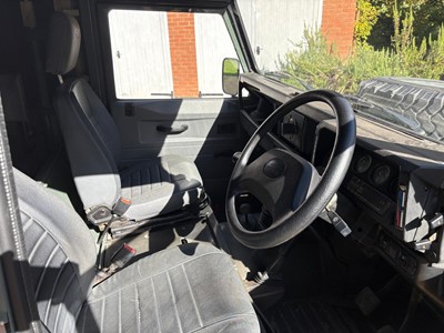 Lot 137 - 1996 Land Rover 90 Defender Wolf