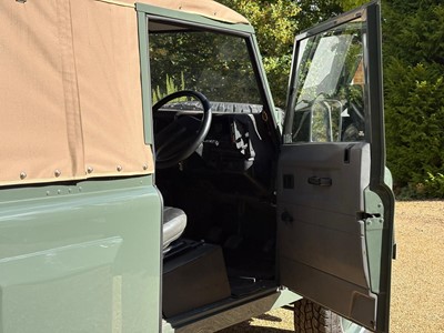 Lot 137 - 1996 Land Rover 90 Defender Wolf