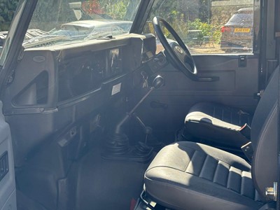 Lot 137 - 1996 Land Rover 90 Defender Wolf