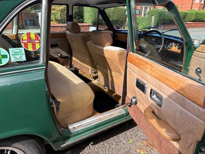 Lot 6 - 1977 Triumph 2500S