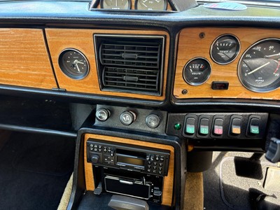 Lot 6 - 1977 Triumph 2500S