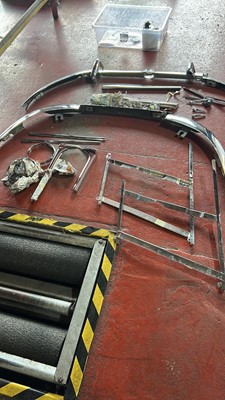 Lot 76 - 1970 Jaguar E-Type 4.2 Roadster