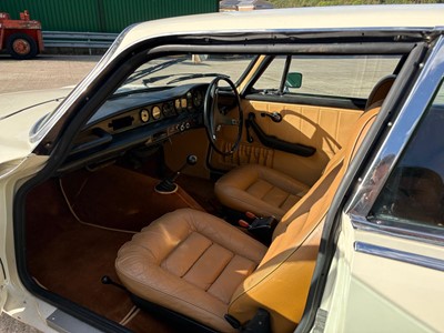 Lot 105 - 1972 Volvo P1800 ES