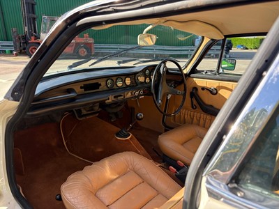 Lot 105 - 1972 Volvo P1800 ES