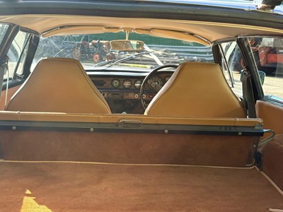 Lot 105 - 1972 Volvo P1800 ES