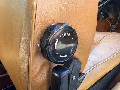 Lot 105 - 1972 Volvo P1800 ES