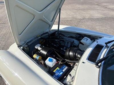 Lot 105 - 1972 Volvo P1800 ES