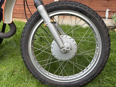 Lot 306 - 1970 Kawasaki F5 Big Horn