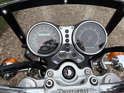 Lot 282 - 1997 Triumph 900 Adventurer