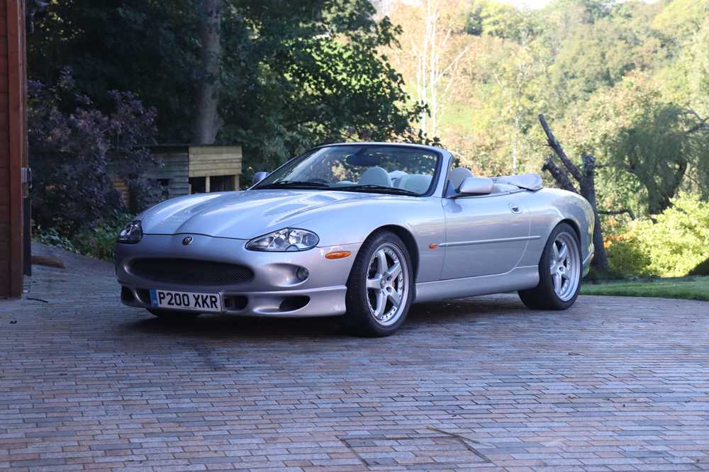 1999/2002 Jaguar XKR Converti...