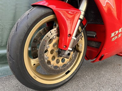 Lot 230 - 1997 Ducati 916