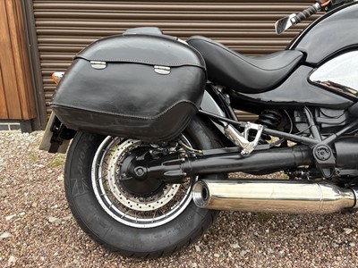 Lot 232 - 1999 BMW R1200C