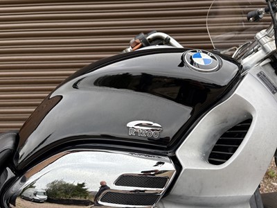 Lot 232 - 1999 BMW R1200C