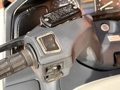 Lot 305 - 1991 Honda Pacific Coast