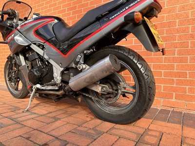 Lot 259 - 1992 Kawasaki GPZ500S