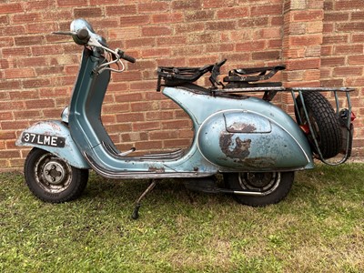 Lot 132 - 1957 Vespa Douglas 102L2