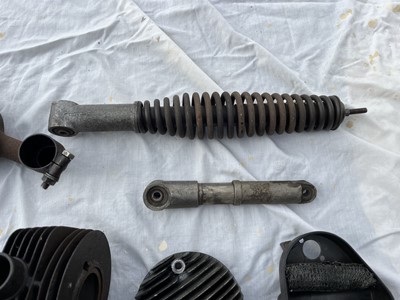 Lot 132 - 1957 Vespa Douglas 102L2