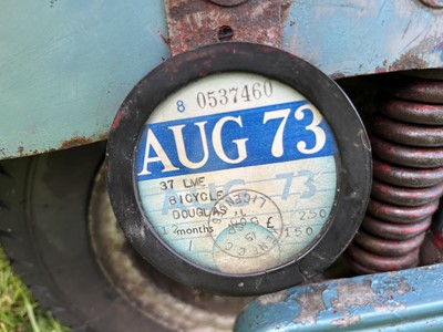 Lot 132 - 1957 Vespa Douglas 102L2