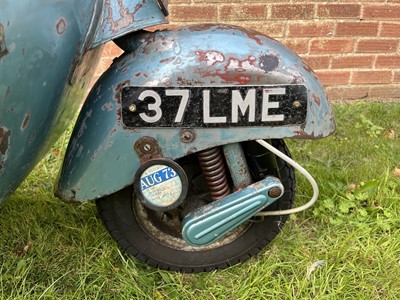 Lot 132 - 1957 Vespa Douglas 102L2