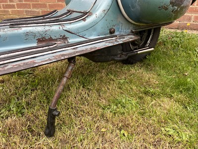 Lot 132 - 1957 Vespa Douglas 102L2