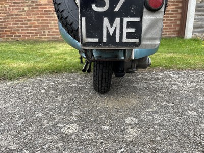 Lot 132 - 1957 Vespa Douglas 102L2