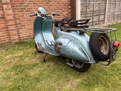 Lot 132 - 1957 Vespa Douglas 102L2
