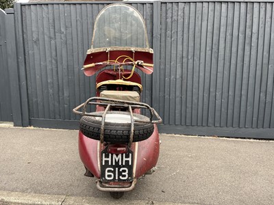 Lot 117 - 1952 Vespa Douglas Rod Model