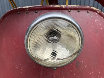 Lot 117 - 1952 Vespa Douglas Rod Model