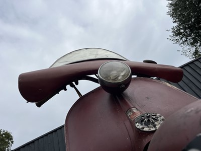 Lot 117 - 1952 Vespa Douglas Rod Model