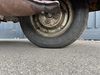 Lot 117 - 1952 Vespa Douglas Rod Model