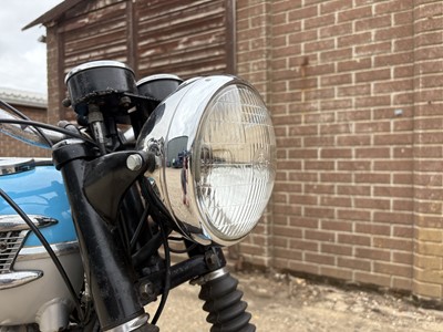 Lot 205 - 1961 Triumph T120 Bonneville