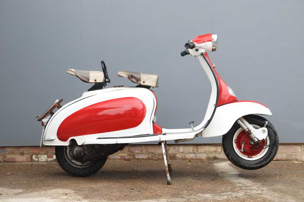 Lot 101 - c. 1960's API Lambretta LI150 Series 2