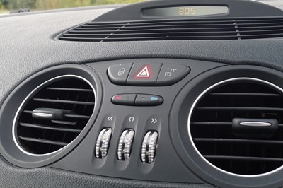 Lot 4 - 2003 Mercedes-Benz SL 350