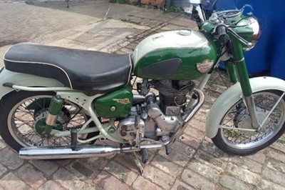 Lot 354 - 1961 Royal Enfield 350 Bullet