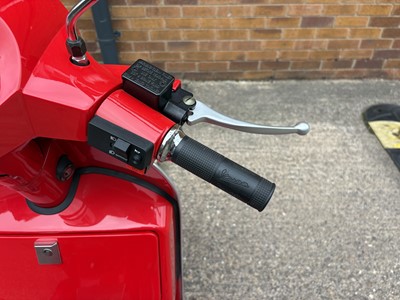 Lot 131 - c.2017 Vespa PX150