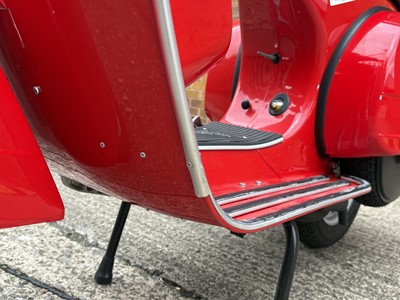 Lot 131 - c.2017 Vespa PX150