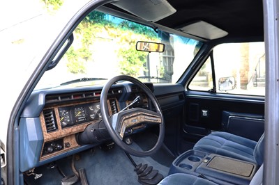 Lot 35 - 1986 Ford Bronco XLT 4x4