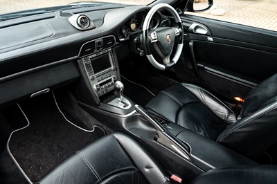 Lot 14 - 2005 Porsche 911 Carrera 4S