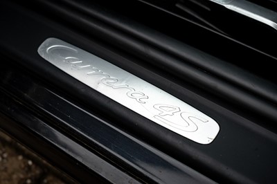 Lot 14 - 2005 Porsche 911 Carrera 4S