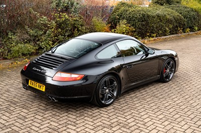 Lot 14 - 2005 Porsche 911 Carrera 4S