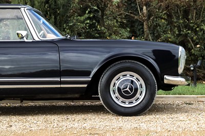 Lot 51 - 1964 Mercedes-Benz 230 / 250 SL