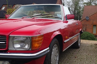 Lot 42 - 1986 Mercedes-Benz 500 SL